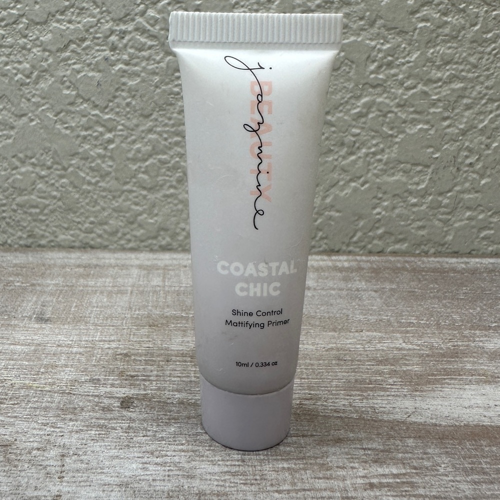 $3 🌙Jasmine Beauty Coastal Chic Shine Control Mattifying Primer
